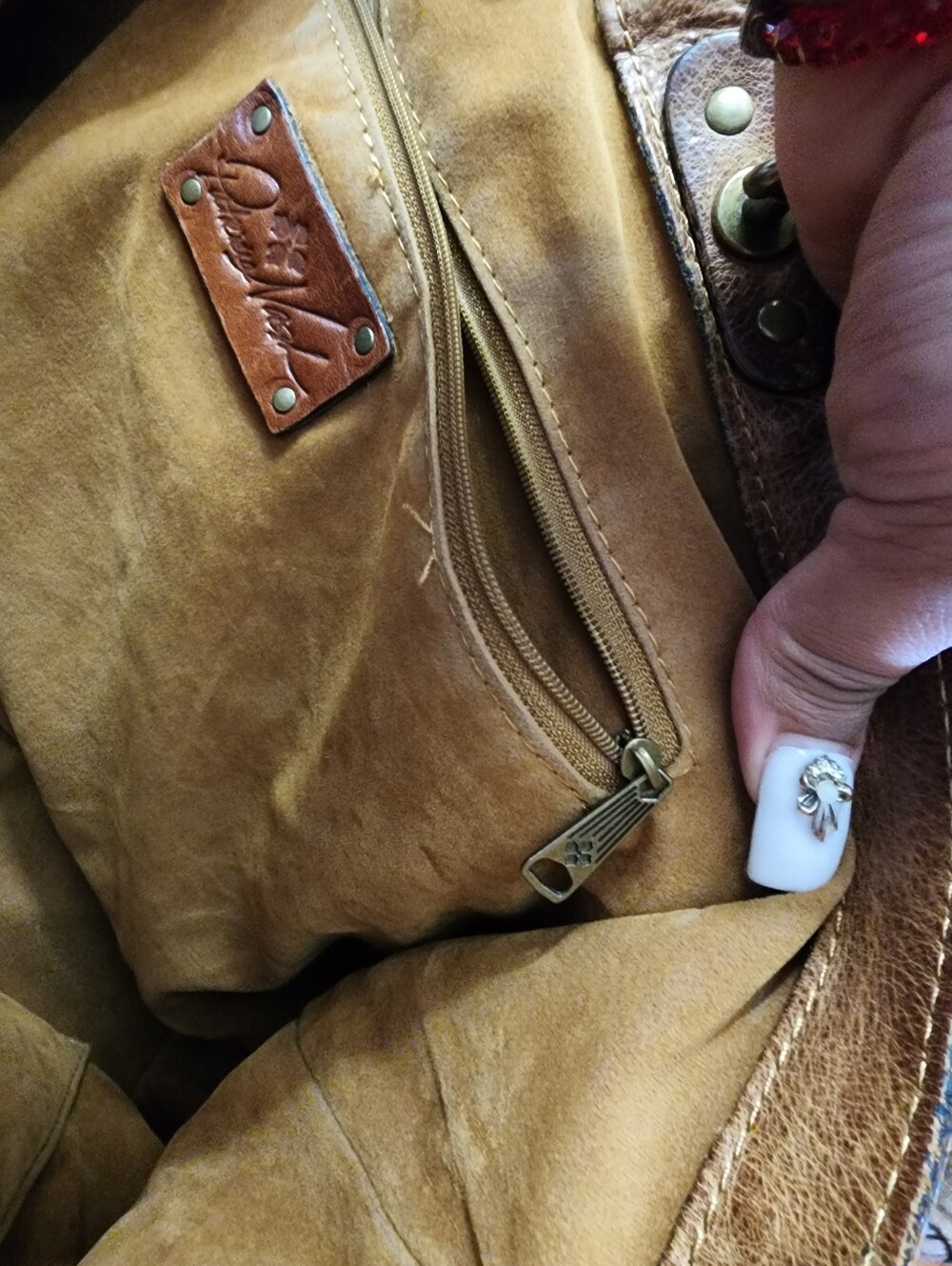 Patricia Nash Genuine Leather Brown Tote Handbag & Matching Wristlet Clutch Set - Picture 11 of 16